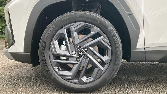 Hyundai TUCSON 1.6T 239 Hybrid Black Line 5dr Auto Hybrid Estate