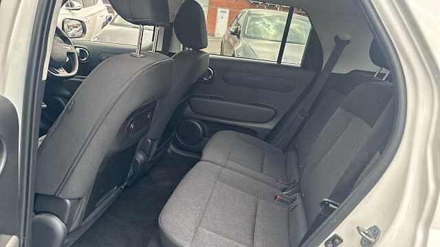 Hyundai INSTER 85kW 02 49kWh 5dr Auto Electric Hatchback