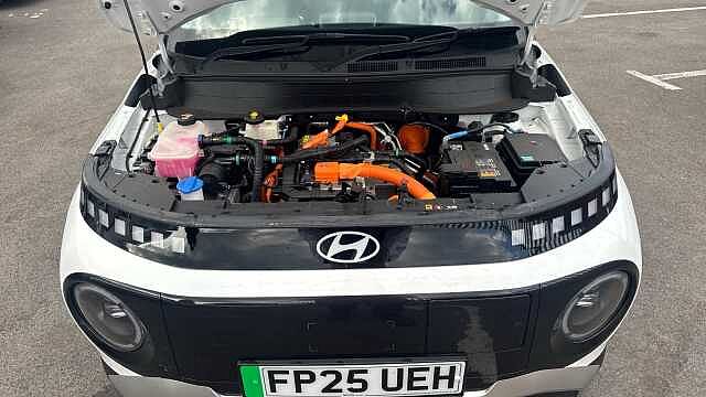 Hyundai INSTER 85kW 02 49kWh 5dr Auto Electric Hatchback
