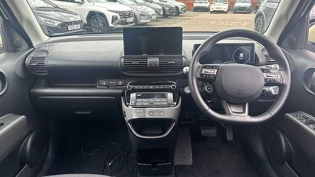 Hyundai INSTER 85kW 02 49kWh 5dr Auto Electric Hatchback