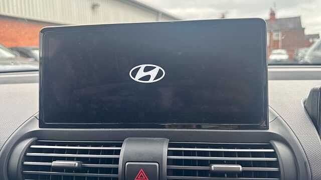 Hyundai INSTER 85kW 02 49kWh 5dr Auto Electric Hatchback