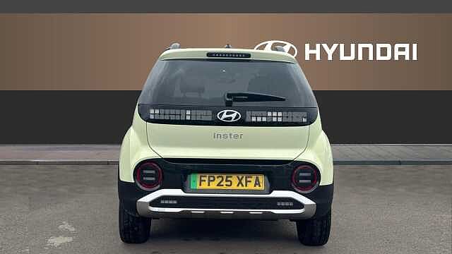 Hyundai INSTER 85kW 02 49kWh 5dr Auto Electric Hatchback