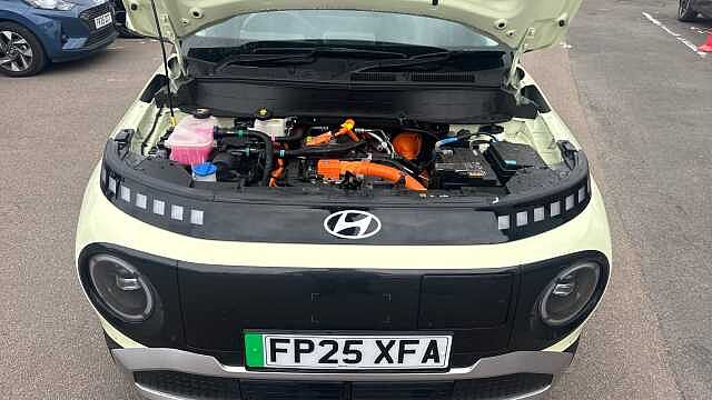 Hyundai INSTER 85kW 02 49kWh 5dr Auto Electric Hatchback