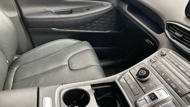 Hyundai SANTA FE 1.6 TGDi Hybrid Premium 5dr Auto Hybrid Estate Silver