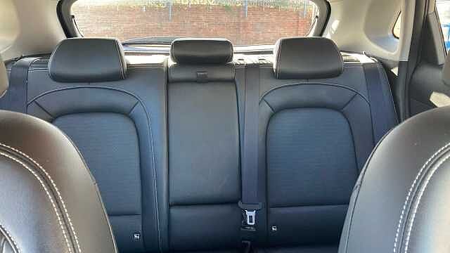 Hyundai KONA 1.6 GDi Hybrid Premium SE 5dr DCT Hybrid Hatchback Grey