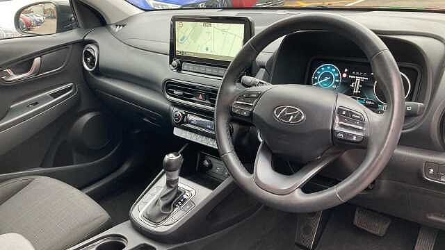 Hyundai KONA 1.6 GDi Hybrid Premium 5dr DCT Hybrid Hatchback Black