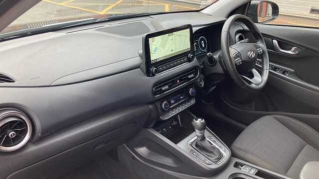 Hyundai KONA 1.6 GDi Hybrid Premium 5dr DCT Hybrid Hatchback Black