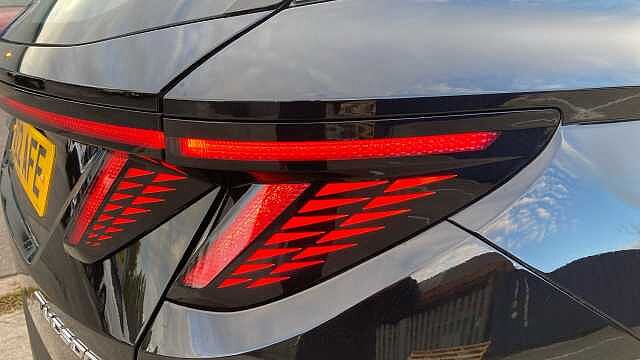 Hyundai TUCSON 1.6 TGDi SE Connect 5dr 2WD Petrol Estate Black