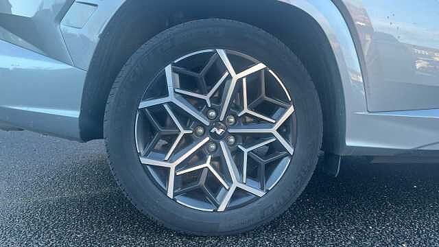 Hyundai TUCSON 1.6 TGDi Plug-in Hybrid N Line S 5dr 4WD Auto Estate Silver