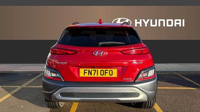 Hyundai KONA 1.6 GDi Hybrid Ultimate 5dr DCT Hybrid Hatchback Red