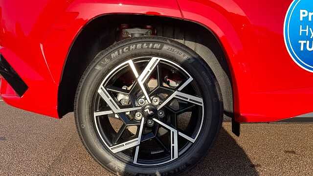 Hyundai TUCSON 1.6T Plug-in Hybrid N Line 5dr Auto Estate Engine Red - Solid