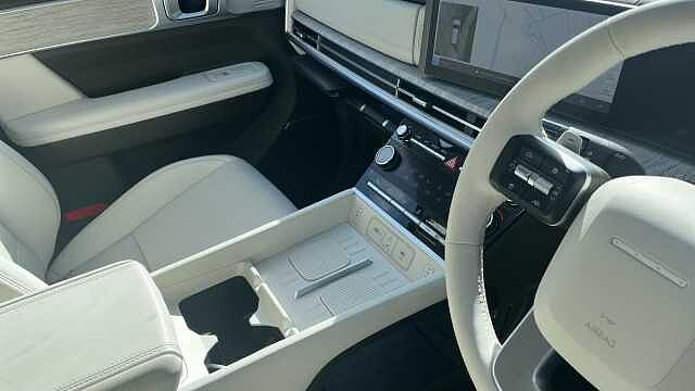 Hyundai SANTA FE 1.6 TGDi Plug-in Hybrid Ultimate 5dr 4WD Auto Estate Typhoon Silver - Metallic