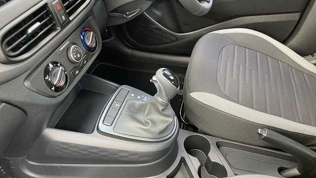 Hyundai I10 1.0 [63] Advance 5dr Auto [Nav] Petrol Hatchback Vibrant Blue - Pearl