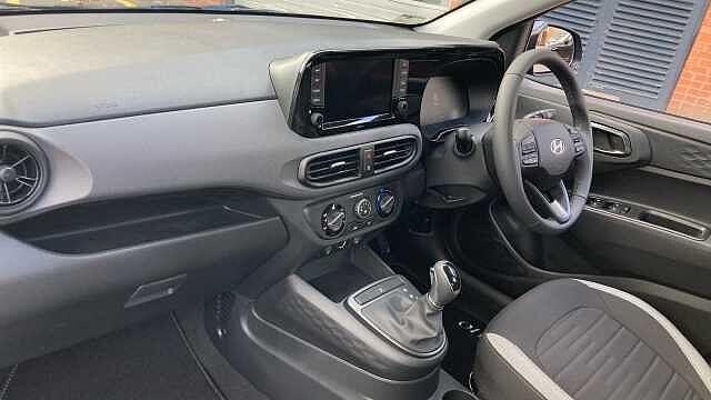 Hyundai I10 1.0 [63] Advance 5dr Auto [Nav] Petrol Hatchback Vibrant Blue - Pearl