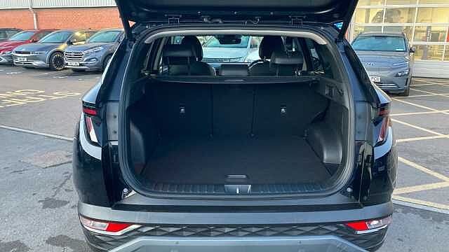 Hyundai TUCSON 1.6 TGDi Hybrid 230 Ultimate 5dr 2WD Auto Hybrid Estate Black