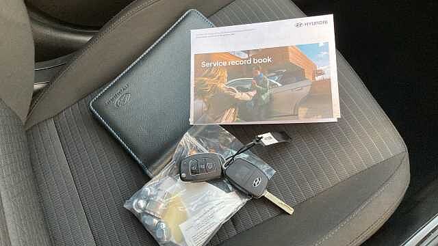 Hyundai I20 1.0T GDi 48V MHD SE Connect 5dr Petrol Hatchback Red