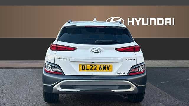 Hyundai KONA 1.6 GDi Hybrid Premium 5dr DCT Hybrid Hatchback White
