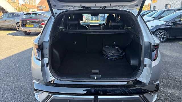 Hyundai TUCSON 1.6T Plug-in Hybrid N Line 5dr Auto Estate Silver