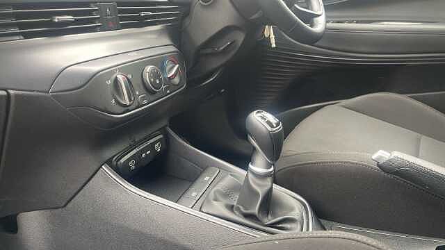 Hyundai BAYON 1.0 TGDi Advance 5dr Petrol Hatchback White