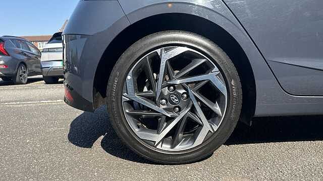 Hyundai i20 1.0T GDi 48V MHD Premium 5dr DCT Petrol Hatchback