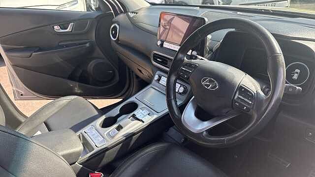 Hyundai KONA 150kW Ultimate 64kWh 5dr Auto Electric Hatchback Grey