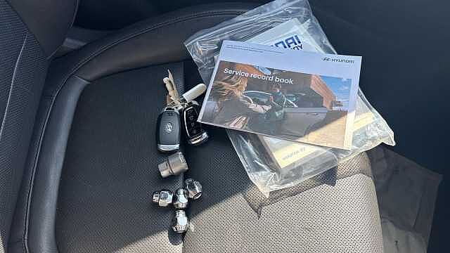 Hyundai KONA 150kW Ultimate 64kWh 5dr Auto Electric Hatchback Grey