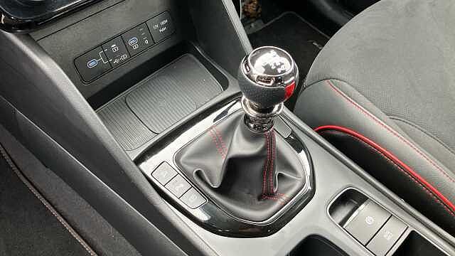 Hyundai TUCSON 1.6T N Line 5dr Petrol Estate Red