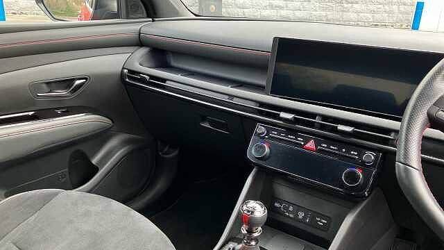 Hyundai TUCSON 1.6T N Line 5dr Petrol Estate Red