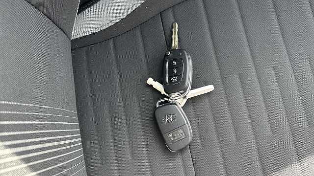 Hyundai I10 1.0 [63] Advance 5dr [Nav] Petrol Hatchback Blue