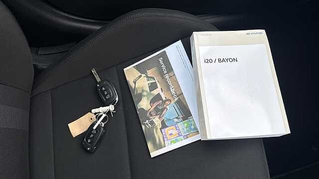 Hyundai I20 1.0T GDi Premium 5dr DCT Petrol Hatchback White