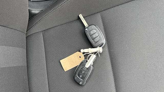 Hyundai I20 1.0T GDi Premium 5dr DCT Petrol Hatchback White
