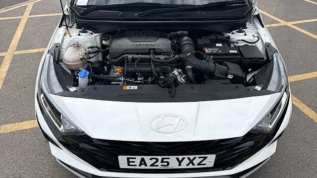 Hyundai I20 1.0T GDi Premium 5dr DCT Petrol Hatchback White