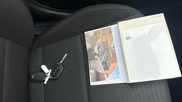 Hyundai i20 1.0T GDi 48V MHD SE Connect 5dr Petrol Hatchback