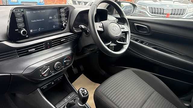 Hyundai i20 1.0T GDi 48V MHD SE Connect 5dr Petrol Hatchback