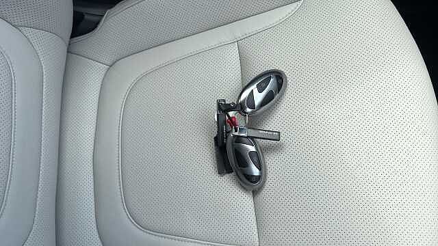 Hyundai TUCSON 1.6T Hybrid Ultimate 5dr Auto Hybrid Estate Grey