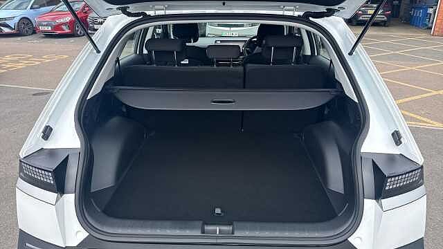 Hyundai IONIQ 5 125kW Advance 63 kWh 5dr Auto Electric Hatchback Special Solid - Atlas White