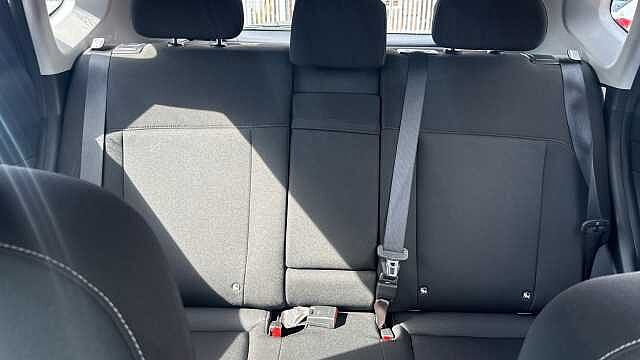 Hyundai KONA 1.6 Hybrid 138 Advance 5dr DCT Hybrid Hatchback Blue