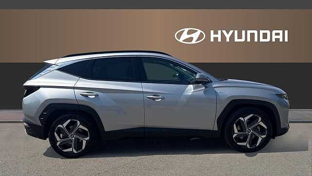 Hyundai TUCSON 1.6 TGDi 48V MHD Ultimate 5dr 2WD DCT Petrol Estate Silver