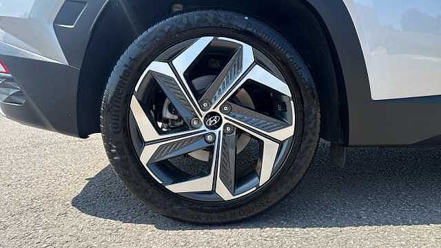 Hyundai TUCSON 1.6 TGDi 48V MHD Ultimate 5dr 2WD DCT Petrol Estate Silver