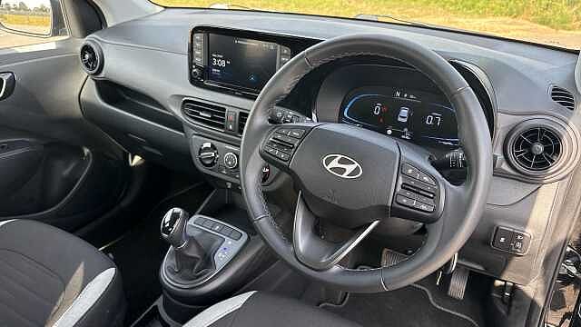 Hyundai I10 1.0 [63] Advance 5dr Auto [Nav] Petrol Hatchback Black