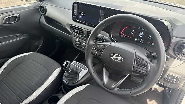 Hyundai i10 1.0 [63] Advance 5dr Auto [Nav] Petrol Hatchback