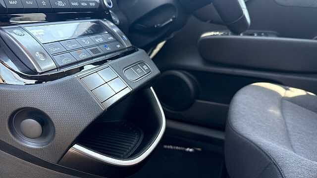 Hyundai INSTER 85kW 01 49kWh 5dr Auto Electric Hatchback