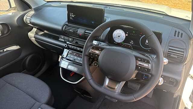 Hyundai INSTER 85kW 01 49kWh 5dr Auto Electric Hatchback