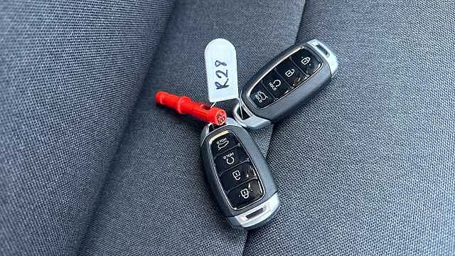 Hyundai INSTER 85kW 01 49kWh 5dr Auto Electric Hatchback