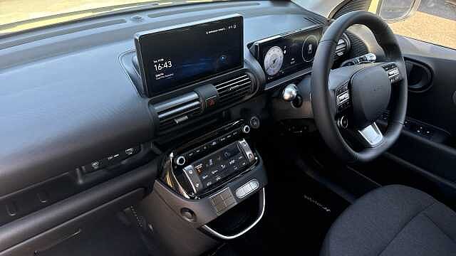 Hyundai INSTER 85kW 01 49kWh 5dr Auto Electric Hatchback