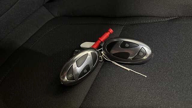 Hyundai TUCSON 1.6T 239 Hybrid Black Line 5dr Auto Hybrid Estate