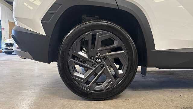 Hyundai TUCSON 1.6T 239 Hybrid Black Line 5dr Auto Hybrid Estate