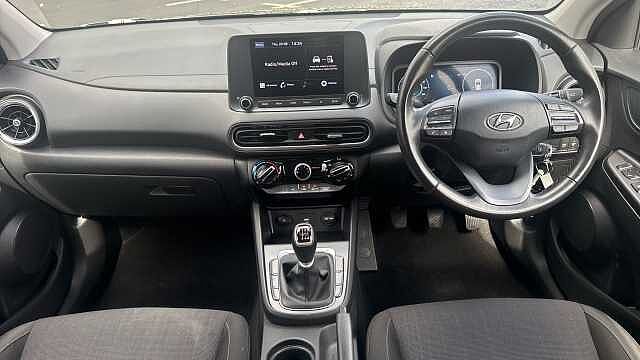 Hyundai KONA 1.0 TGDi 48V MHEV SE Connect 5dr Petrol Hatchback