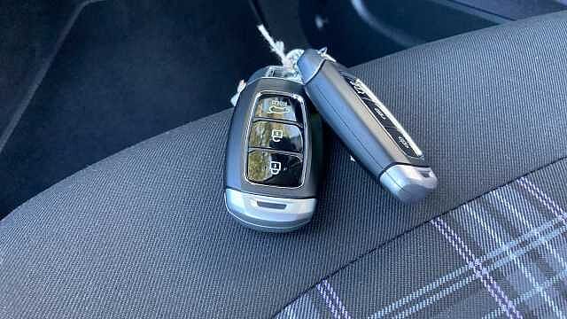 Hyundai I10 1.0 [63] Premium 5dr Auto [Nav] Petrol Hatchback White