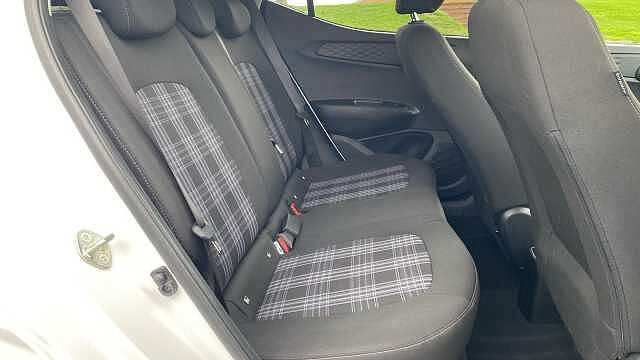 Hyundai i10 1.0 [63] Premium 5dr Auto [Nav] Petrol Hatchback